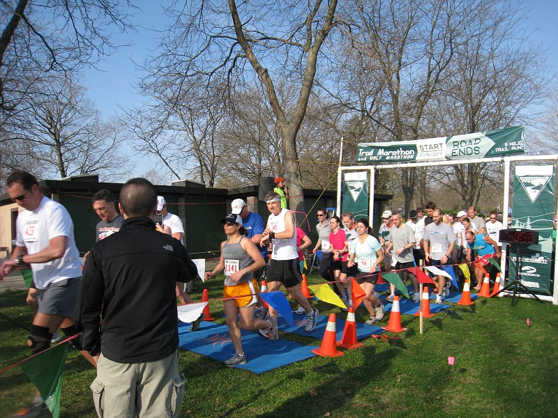 Road Ends 5M 09 0096.jpg - The Road Ends 5 Mile Trail Race in Pinckney Michigan. April 25, 2009. One word = Hills! This was my second run for this race.